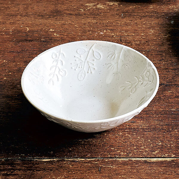 ちゃー様新品　陶器　陶芸作家　オフホワイトの耳付きサラダBOWL6個 75 ヘ28 ホワイト 耳付きスープボウル 大a - 益子焼の小さな窯元
