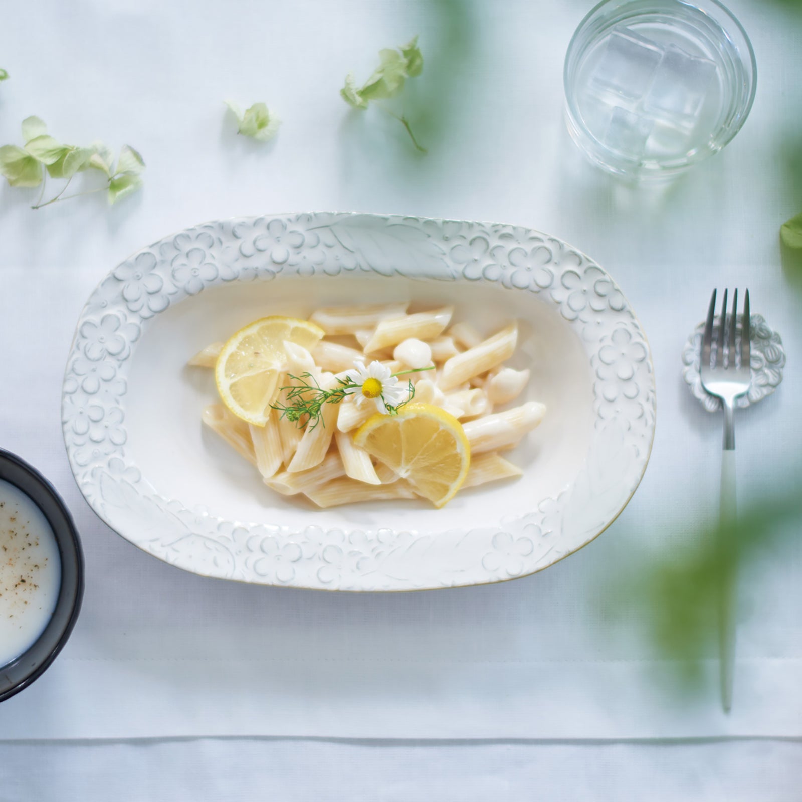 lien-oval-bowl-.PT05.WH.jpg?v=